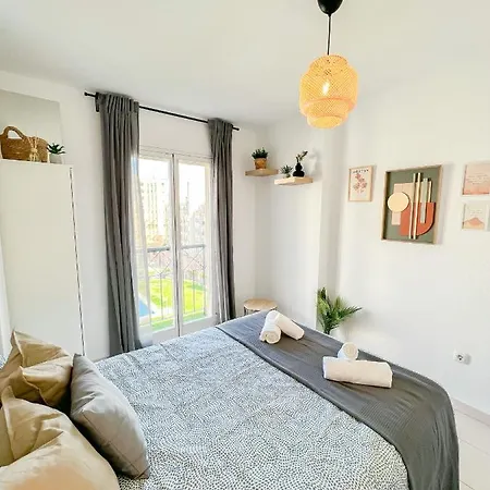 Cozy With Pool Apartament