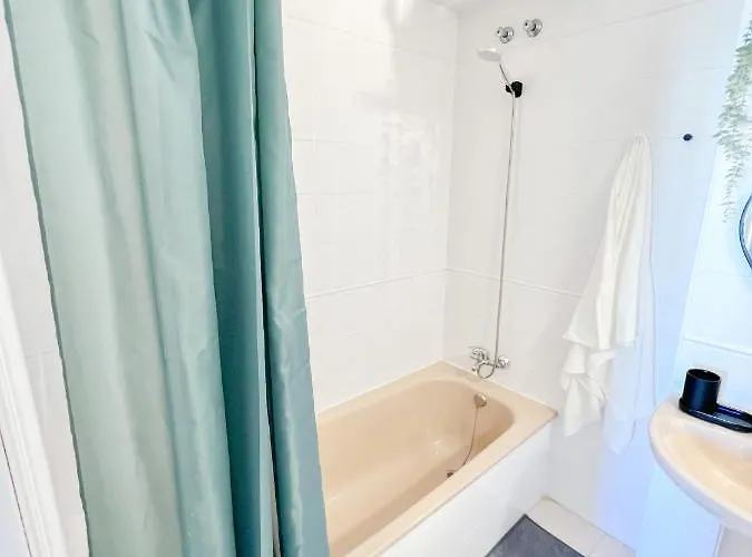 Cozy With Pool Torremolinos