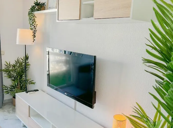 Lejlighed Cozy With Pool Torremolinos