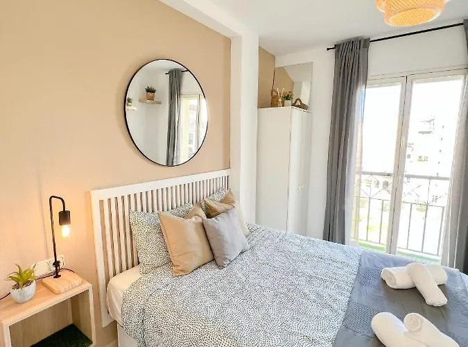 Cozy With Pool Apartment