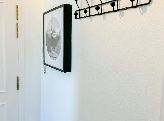 Cozy With Pool Lägenhet